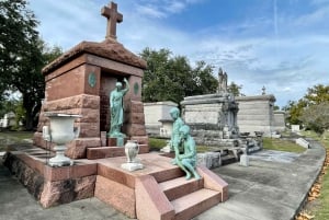 New Orleans: Millionaire’s Tombs of Metairie Cemetery Tour