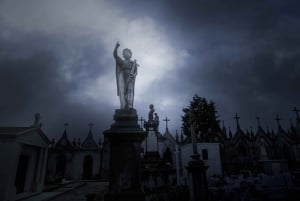Nueva Orleans: Excursión Nocturna en Autobús BYOB por el Cementerio y los Fantasmas