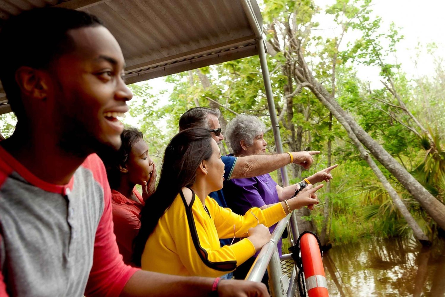 Nova Orleans: Passeio de barco pelo pântano e Bayou com transporte