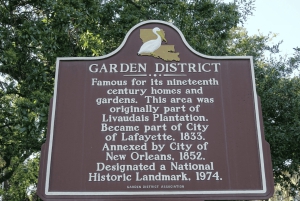 New Orleans: Tombs and Mansions of the Garden District