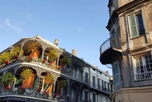 De Local's Guide to the French Quarter Tour