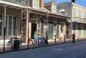 The Local's Guide to the French Quarter Tour