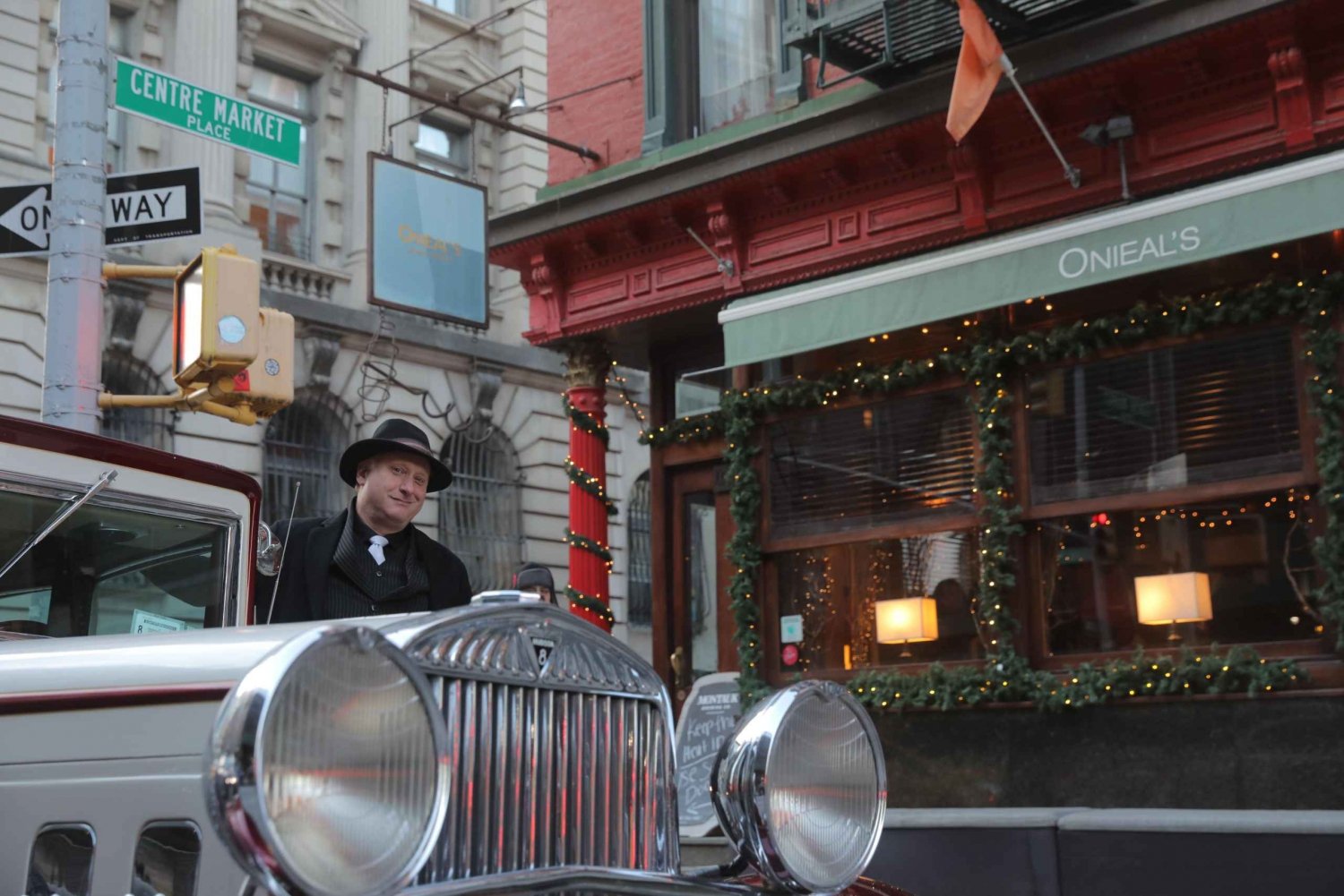 NYC: Manhattanin Speakeasies of Manhattan -kierros klassikkoautolla: Speakeasies of Manhattan Tour in a Classic Car