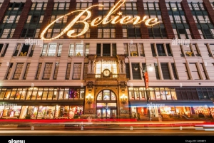 NYC: Holiday Window Display Tour by Vintage Car