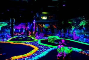 Amerykański sen: bilet wstępu do minigolfa Blacklight