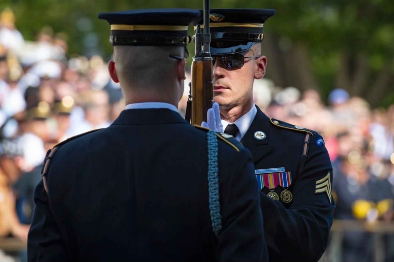 Arlington Cemetery: Changing of the Guard & JFK Gravesite
