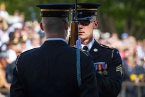 Arlington Cemetery: Changing of the Guard & JFK Gravesite