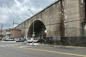 Astoria Queens: Excursão a pé e com degustação de alimentos para pequenos grupos