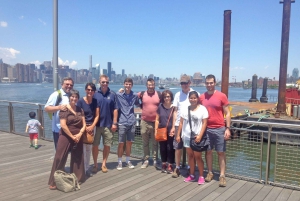 Brooklyn: 2-Hour Best of Brooklyn Walking Tour -Williamsburg