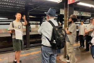 ブルックリン：地下鉄の秘密と隠れた駅を巡るプライベートツアー