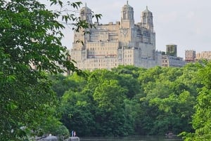 Central Park, NY: Nature, Architecture and Movie Scenes Tour