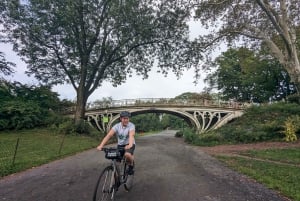 Central Park: Weird and Radical Bike Tour of Upper Manhattan