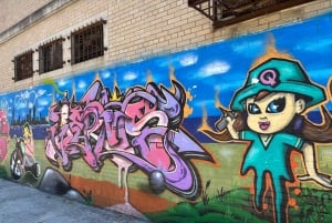 Discover Jackson Heights on foot: Little India, Colombia and Puebla York.