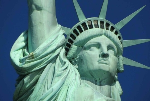 Tour guiado en francés: Estatua de la Libertad y Ellis Island
