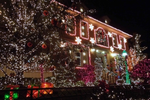 Ab Manhattan: 4-stündige Luxus-Bustour durch die Weihnachtslichter