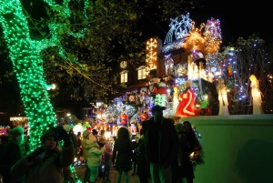 Ab Manhattan: 4-stündige Luxus-Bustour durch die Weihnachtslichter