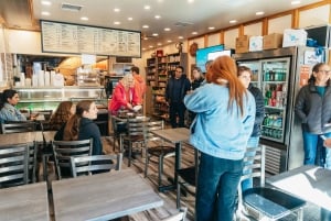 マンハッタン発：ブルックリンの食と文化を巡る半日バスツアー