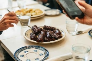 マンハッタン発：ブルックリンの食と文化を巡る半日バスツアー