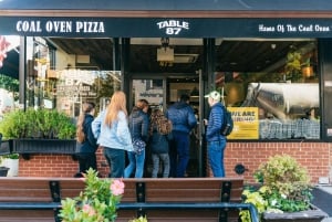 マンハッタン発：ブルックリンの食と文化を巡る半日バスツアー