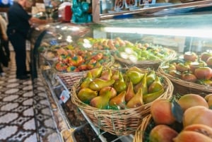 マンハッタン発：ブルックリンの食と文化を巡る半日バスツアー