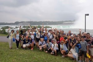 From New York City: Niagara Falls Full-Day Bus Tour