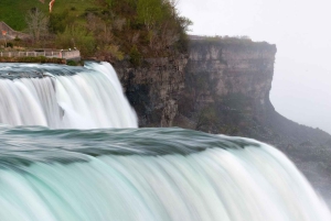 Fra New York City: Niagara Falls guidet tur