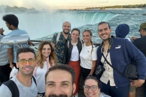 Fra NYC: 2-dagers tur til Niagara Falls med outlet-shopping