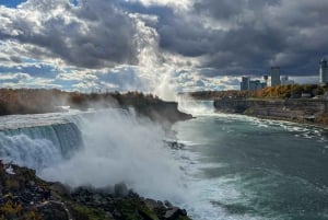 Desde Nueva York: Excursión de un día a las cataratas del Niágara con el Maid of the Mist