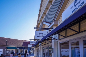 Vanuit NYC: Woodbury Common Premium Outlets Shopping Tour