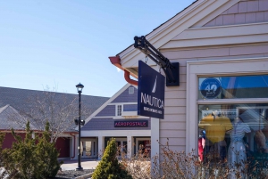 Vanuit NYC: Woodbury Common Premium Outlets Shopping Tour