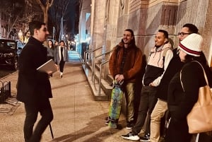 Haunted Village in New York City zu Fuß erkunden