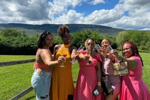 ハドソンバレーワインツアー：ニューヨークで唯一のソムリエガイド付きツアー！