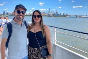 iBoatNYC: 1 uur durende beste sightseeingtour per boot in NYC