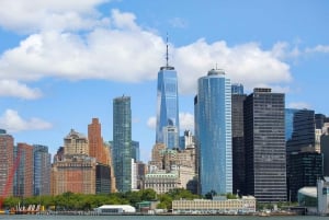 iBoatNYC: 1 uur durende beste sightseeingtour per boot in NYC