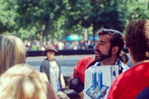 Lower Manhattan Tour: Wall Street & 9/11 Memorial