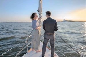 NYC: Tour privado en velero a la Estatua de la Libertad