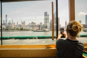 Manhattan: Statuen- und Skyline-Kreuzfahrt an Bord einer Luxusyacht