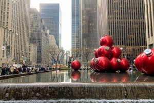 Midtown Manhattan; Die Holiday Tour beinhaltet Top of the Rock