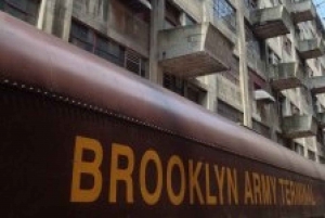 New York: Historisk spasertur i Brooklyn Army Terminal