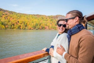 New York: Middag Fall Foliage Lunch Cruise