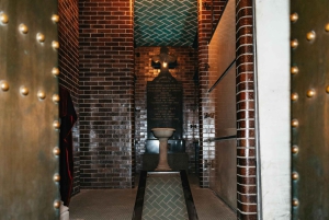 New York City: Katakomben bei Kerzenschein