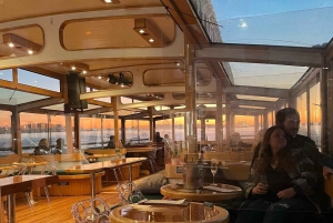 New York City Champagne, Cheese, Caviar & Sightseeing Cruise