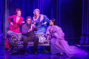 New York City: Death Becomes Her the Musical Broadway Biljett