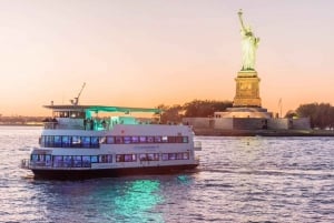 New York : croisière dans le port avec buffet brunch depuis le quai 15