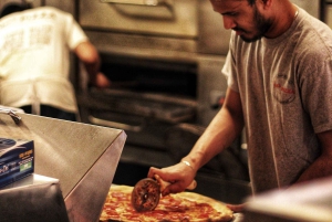 New York City: Skyline bustur om natten med Pizza Slice