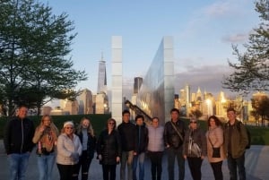 NYC: City Skyline Sightseeing Bus Tour bij Nacht