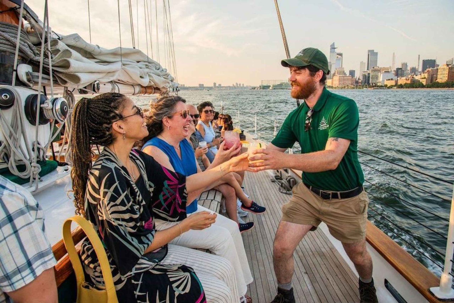 New York City: Solnedgangsseilas om bord på en skonnert