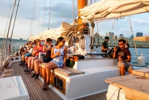 Nueva York Vela al atardecer a bordo de una goleta