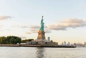 New York City: Yachtkryssning i solnedgången