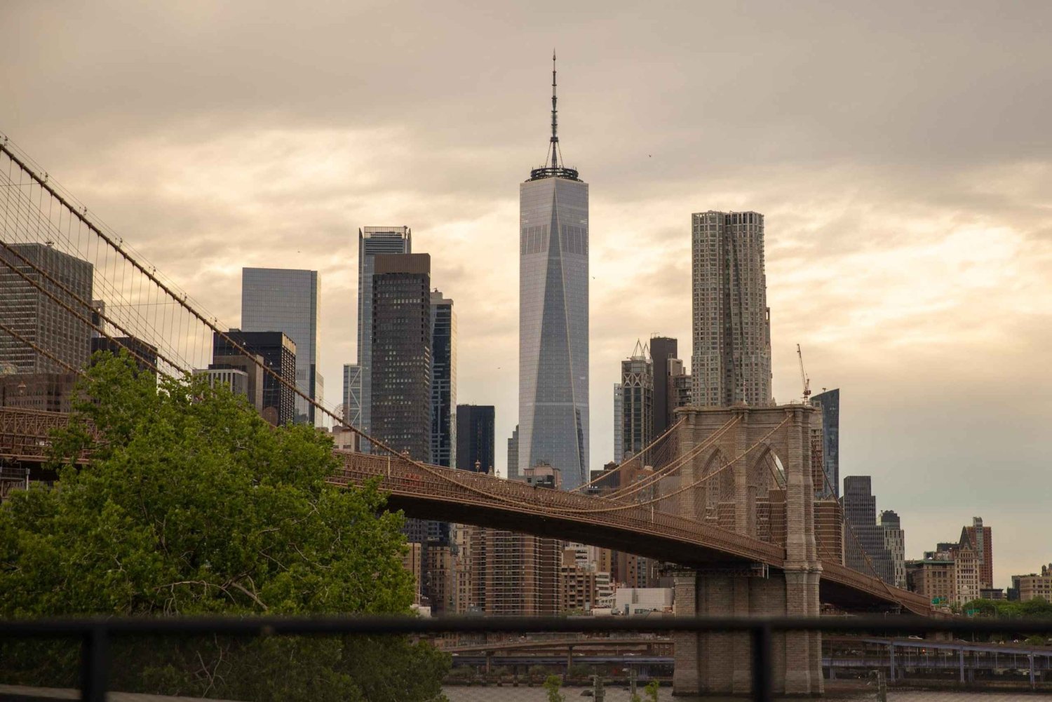 New York City Walk Tour Williamsburg DUMBO Brooklyn Bridge